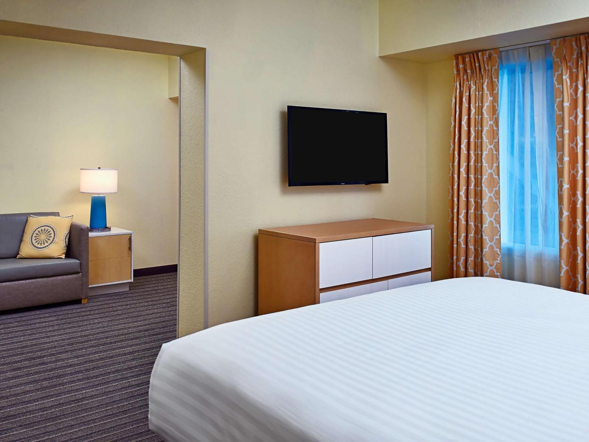 Sonesta Simply Suites Memphis East Poplar Pike Екстериор снимка